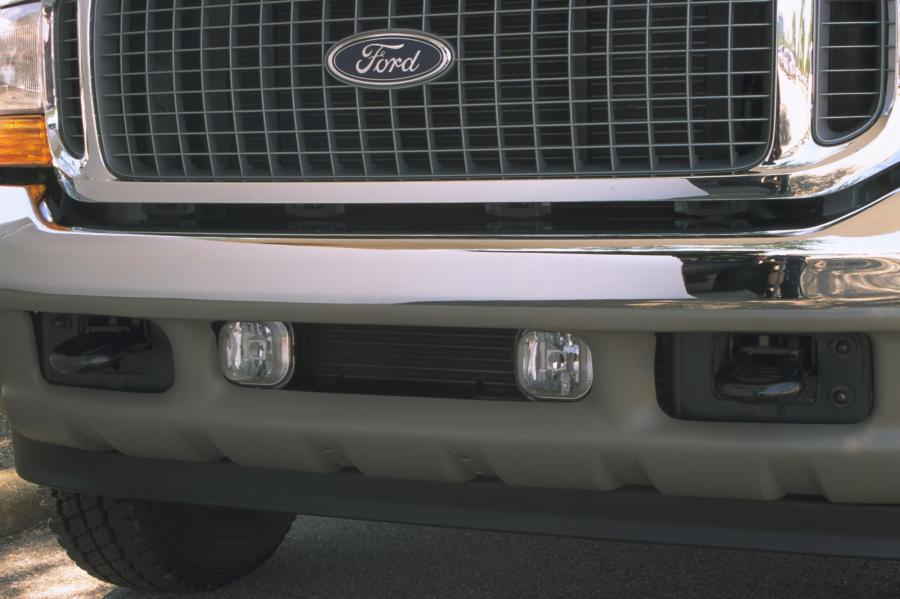  Ford Excursion 2000 года  (фото 99 из 111)